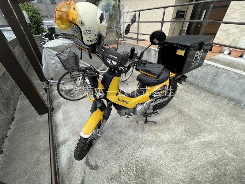 ライトハウス西野 駐車場