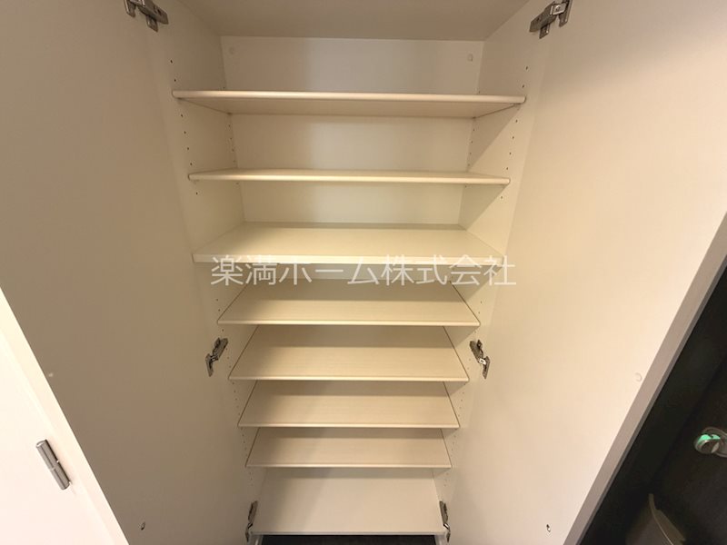 ソルテラス京都JUJO華 収納