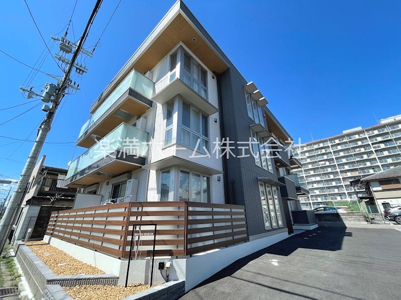 D-ROOM西大路九条 外観