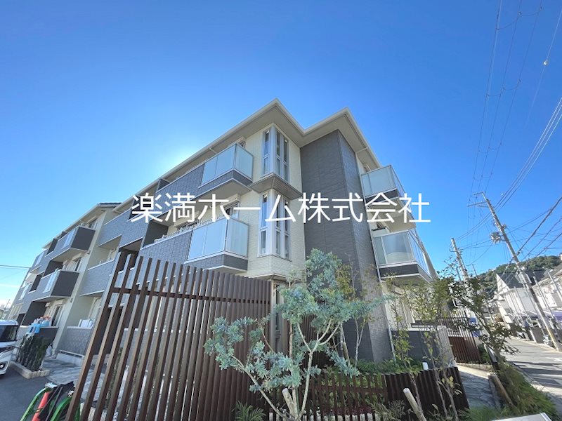 グランスタ花山 外観