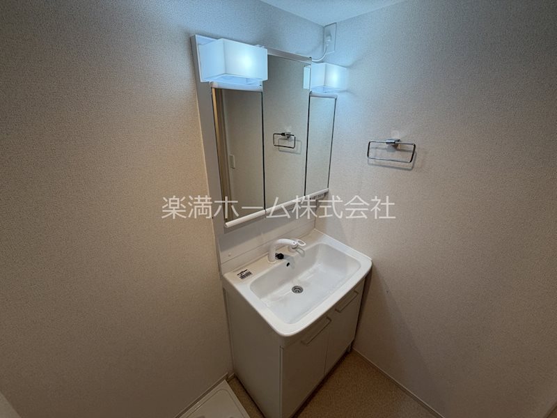 オーサム　ヴィレッジ　京都桂 洗面所