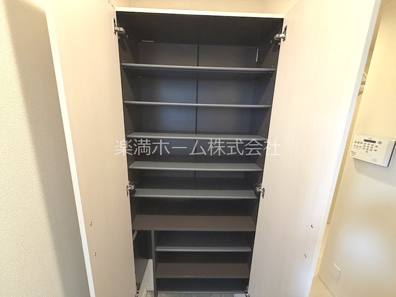 シュエット 収納