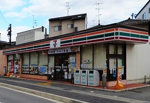 セジュールハピネス（南区）A棟 コンビニ