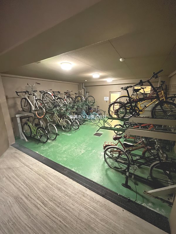 二条CUBE 駐車場