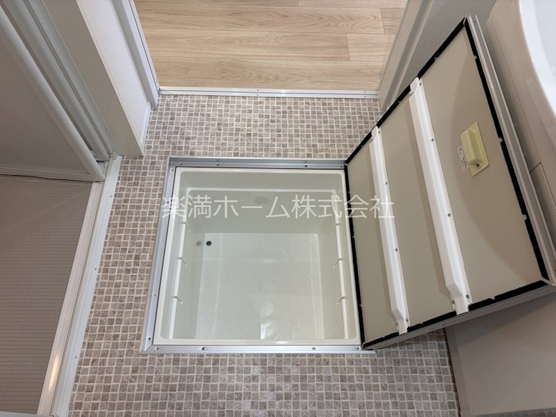 神光院町貸家B 収納