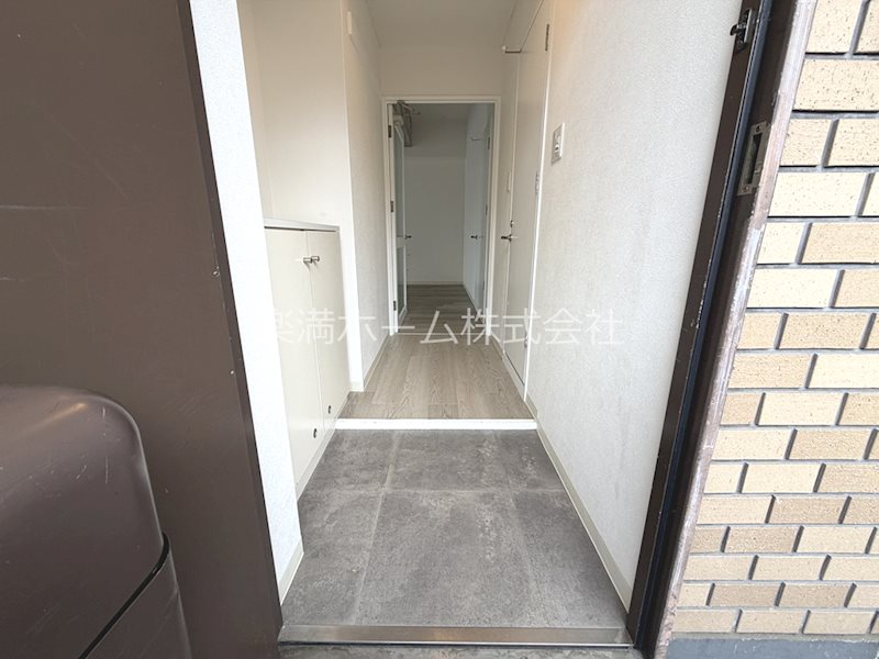 GARNET RESIDENCE上桂 玄関