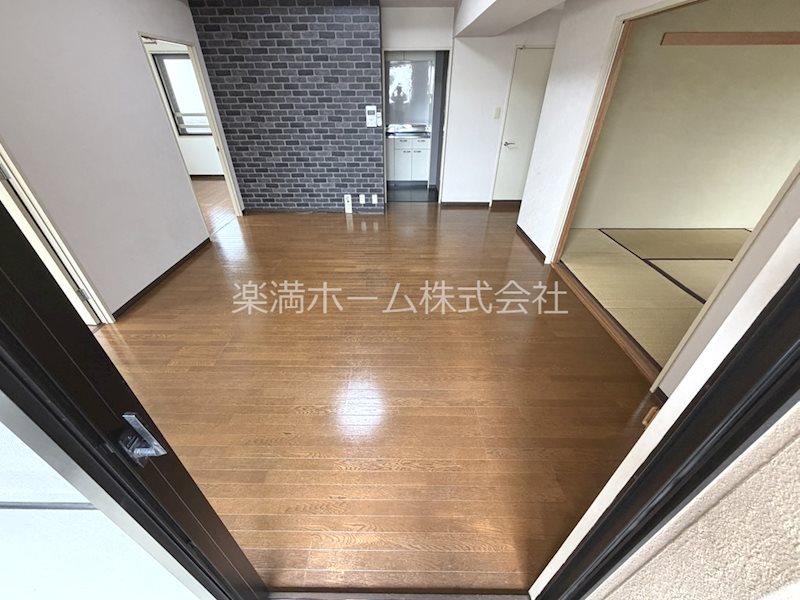 GARNET RESIDENCE上桂 リビング
