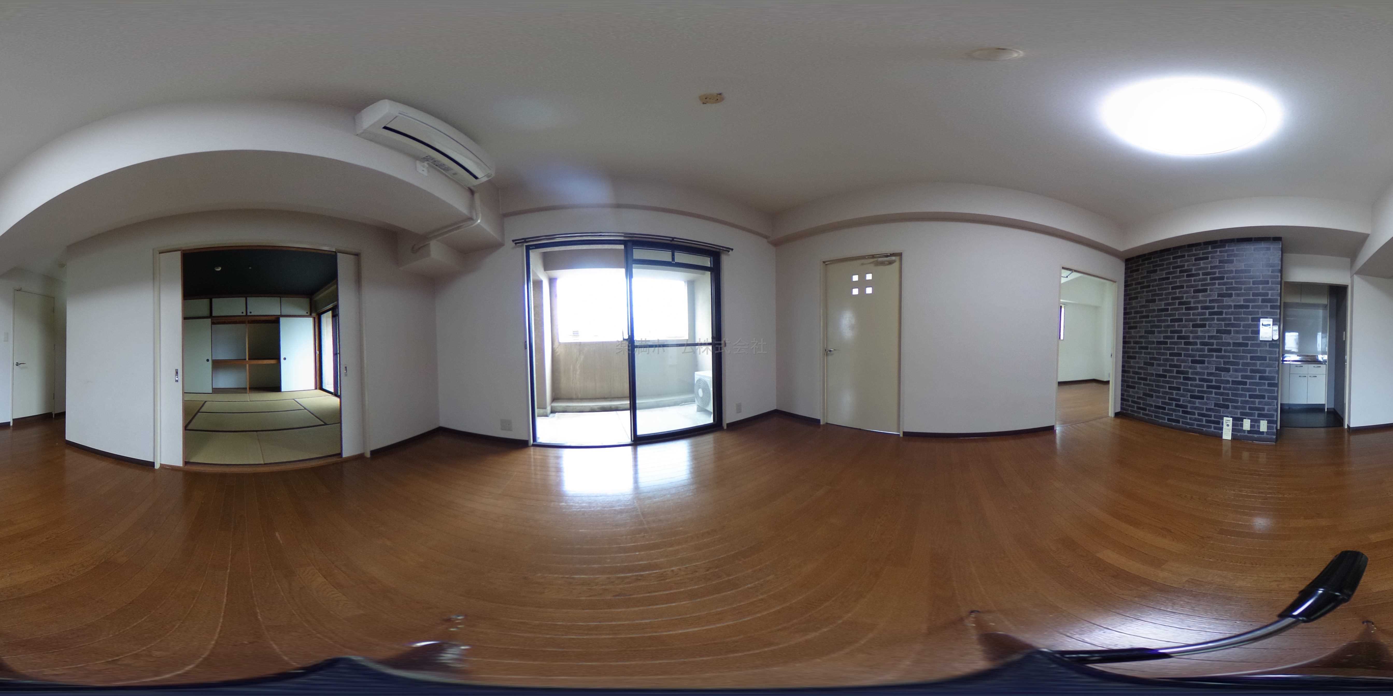 GARNET RESIDENCE上桂 リビング