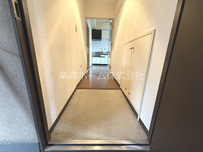 GARNET RESIDENCE上桂 玄関
