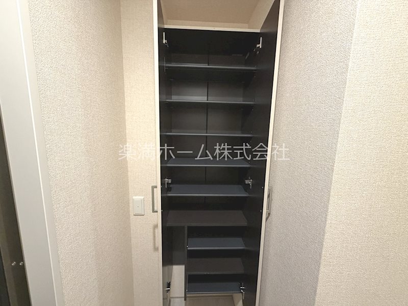 GRAMM下津林WEST 収納