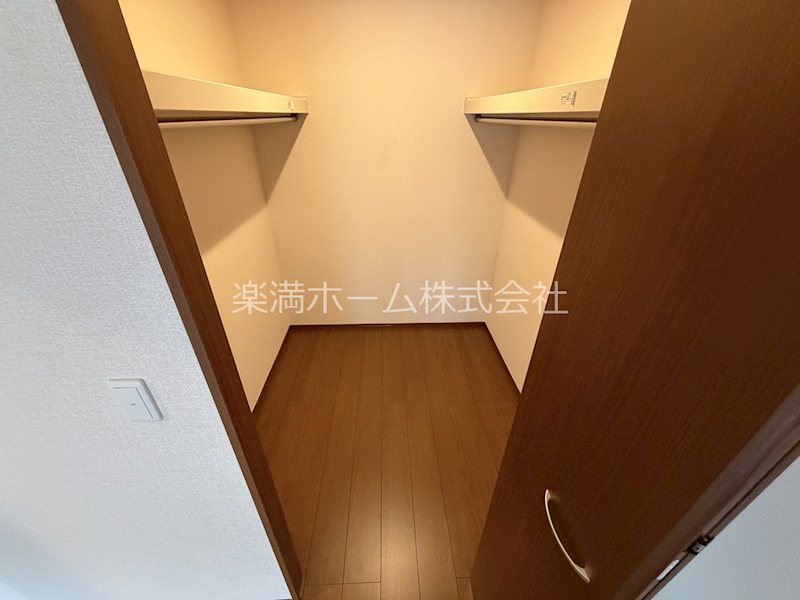 ロイヤル　コントラーダ 収納