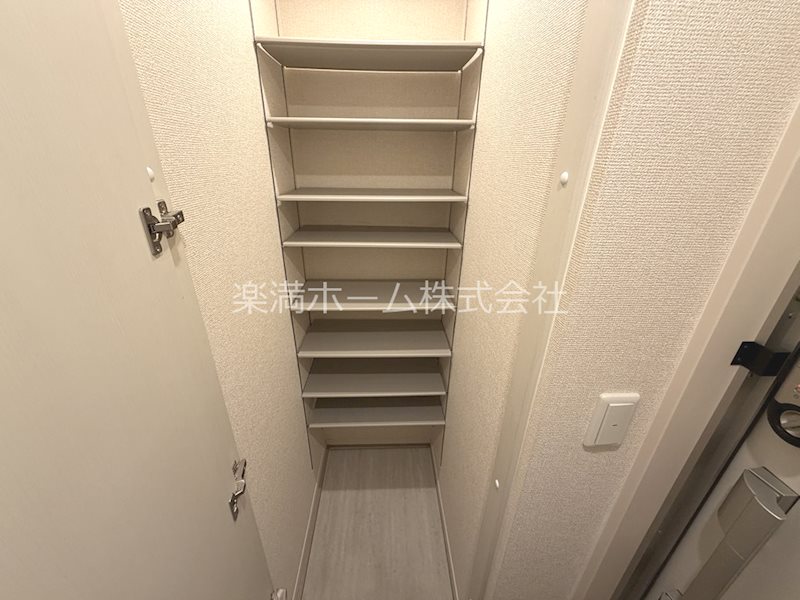 ラ　ネージュ 収納
