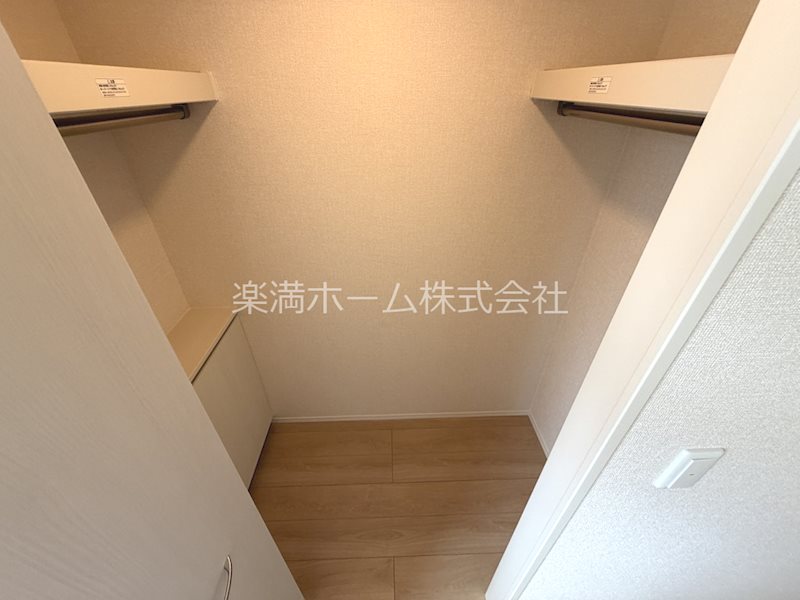 オリーブ嵯峨 収納