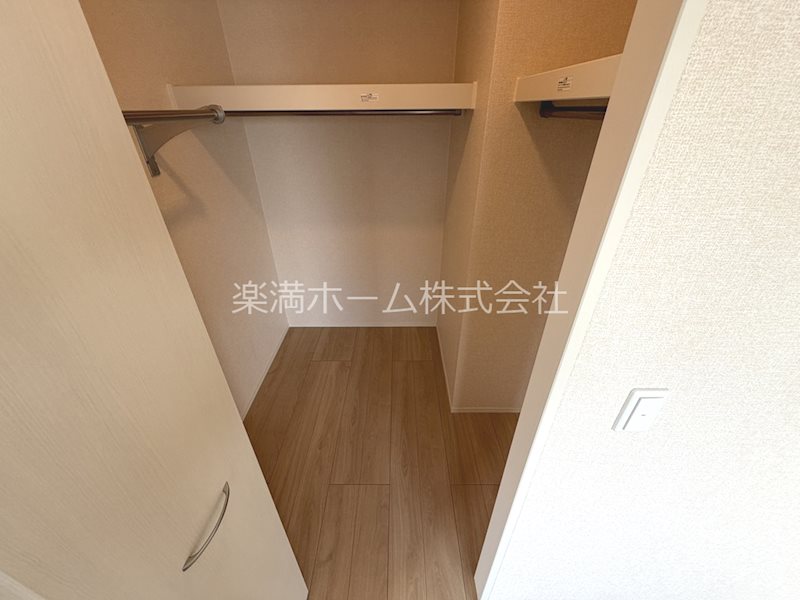 オリーブ嵯峨 収納