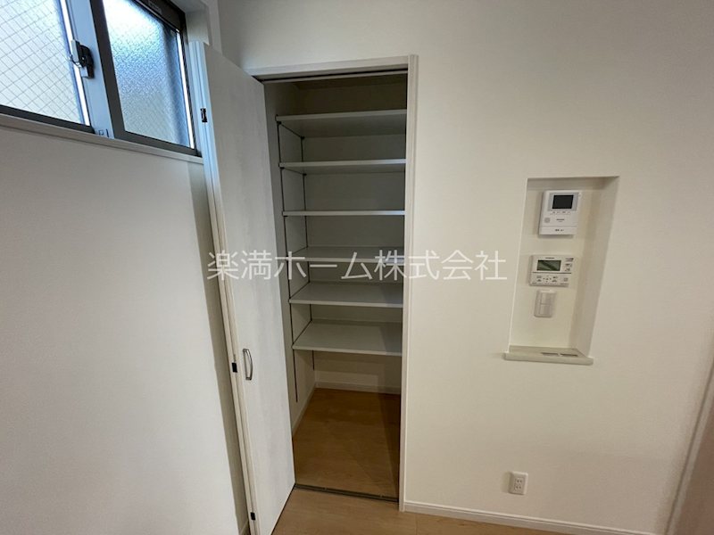 北町貸家 収納