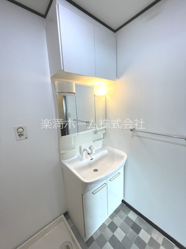 i.House01 洗面所