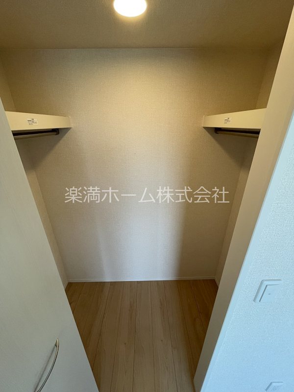 オリーブ嵯峨 収納