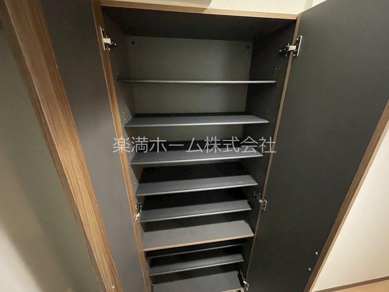 プルミエール朱雀 収納