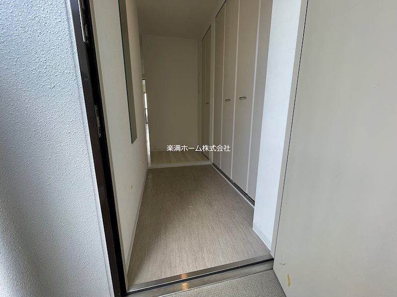 コンフォールパレ新町二条 玄関