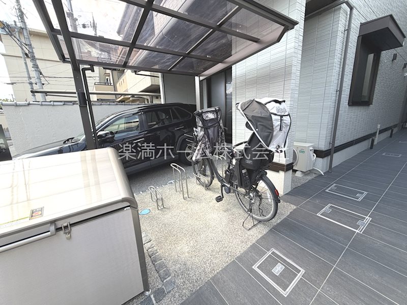 Foresta御所東 駐車場