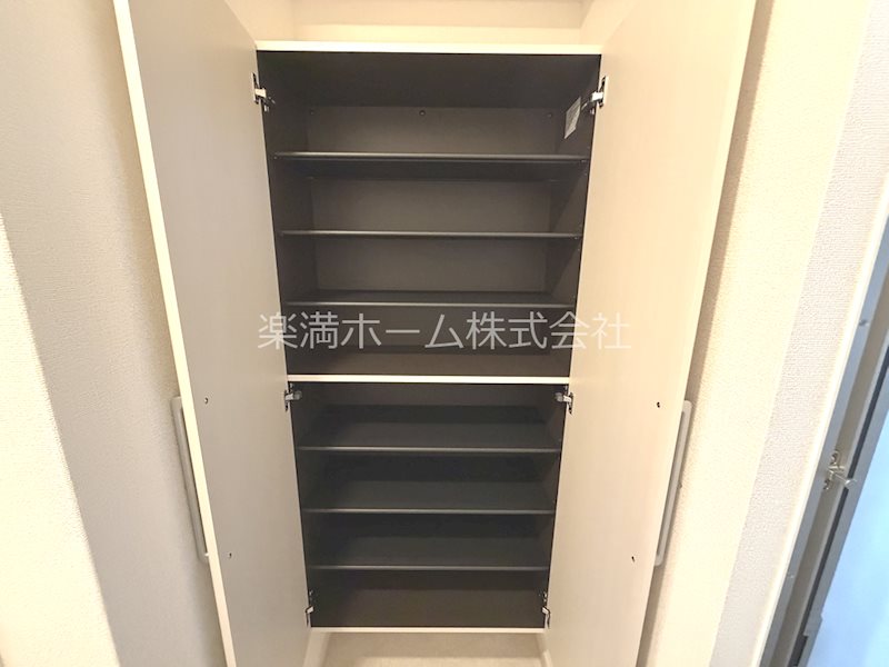 レジデンス　藤ケ森 収納