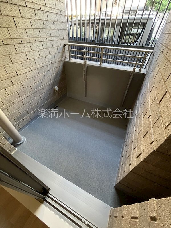 ジオエント御所北寺町通 ベランダ