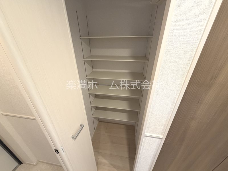 アーバンコート堀川西 収納