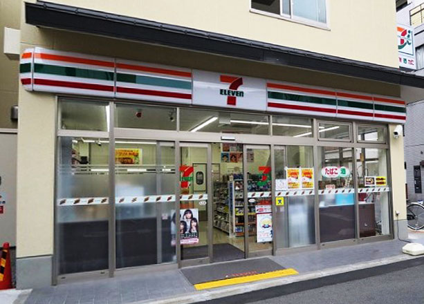 GRAN　LUXE御所南 コンビニ