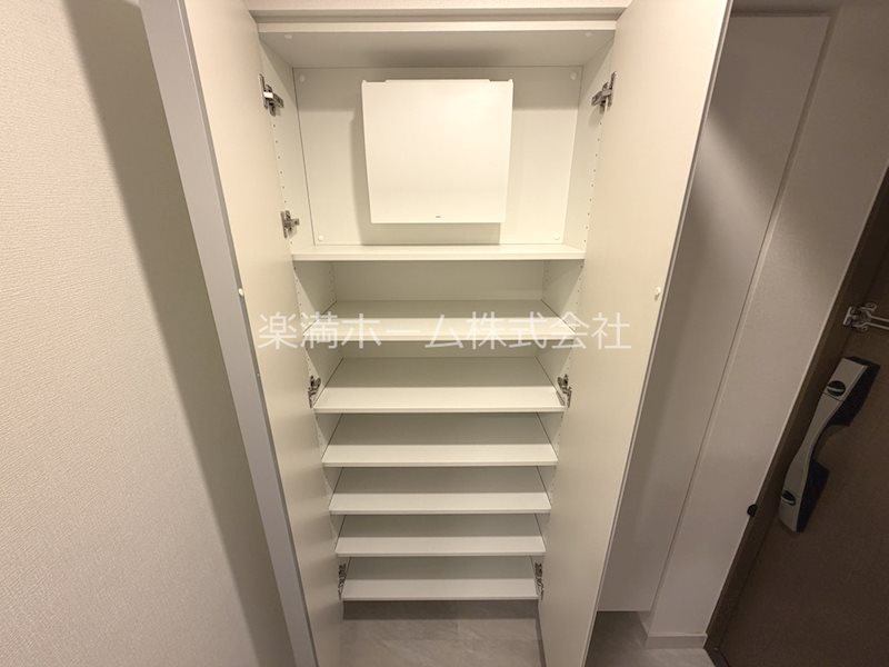 ジオエント四条大宮 収納