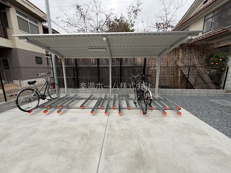 グレーヌ東寺 駐車場