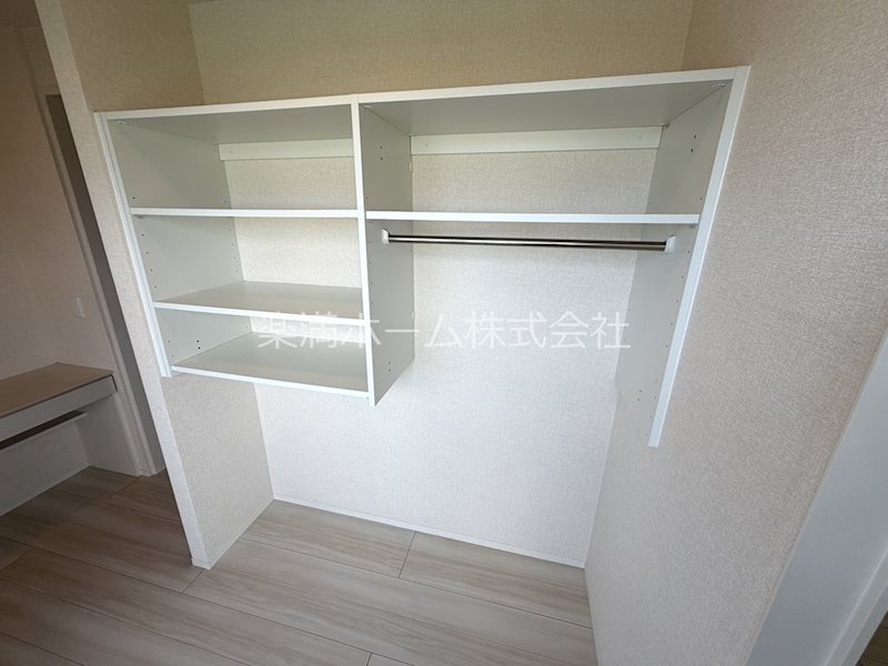 アロース　フェリス 収納