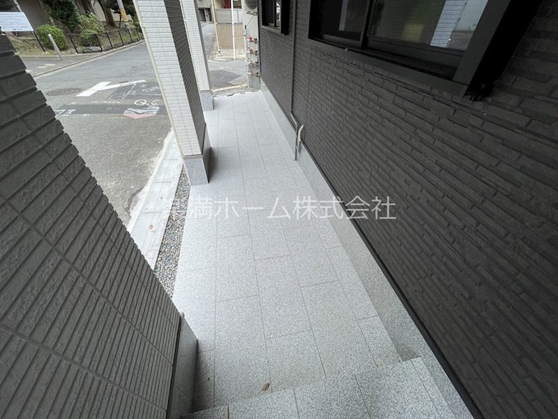 京都グランデ二条駅南 駐車場