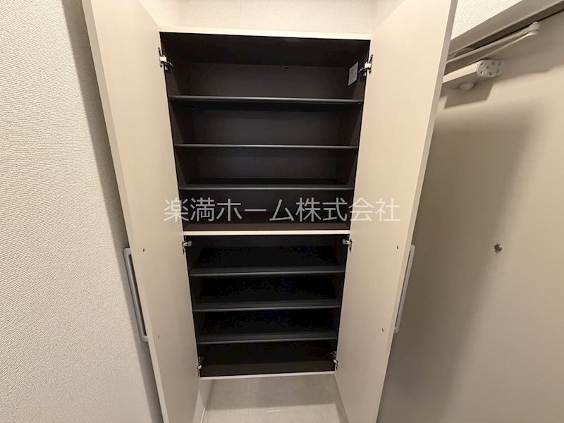 ヒカルサ京都御薗橋通 収納