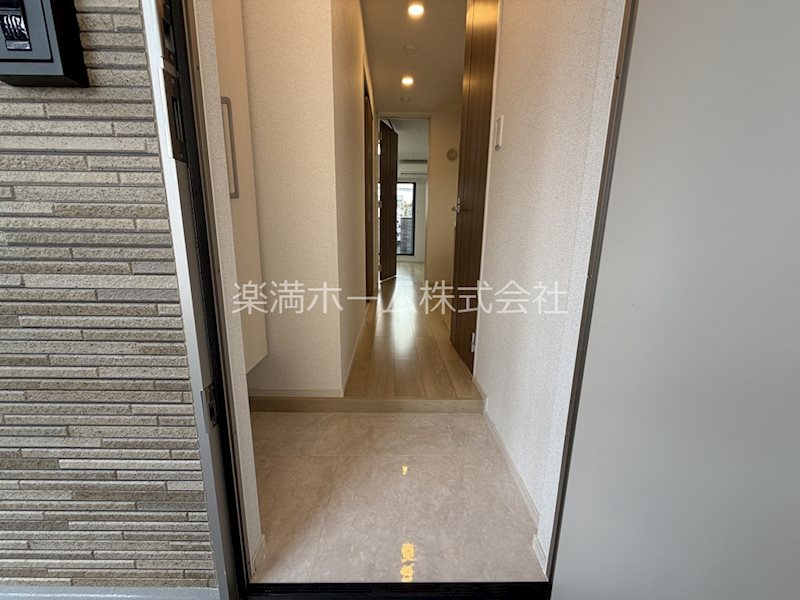 ヒカルサ京都御薗橋通 玄関