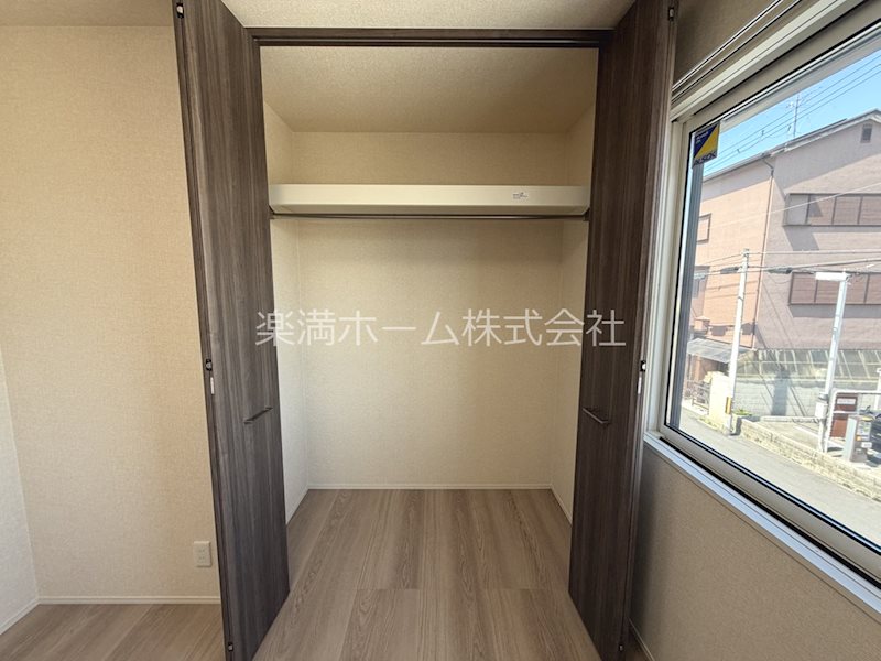 アレ・デ・フルール西向日駅前　南棟 収納
