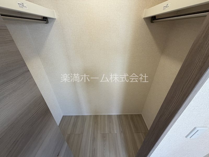 アレ・デ・フルール西向日駅前　北棟 収納