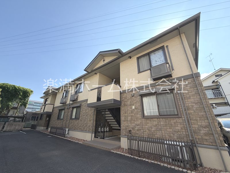 QUATRE FEUILLES向日町 外観