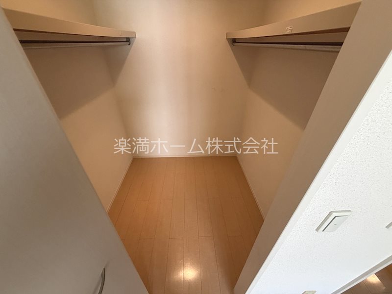 QUATRE FEUILLES向日町 収納