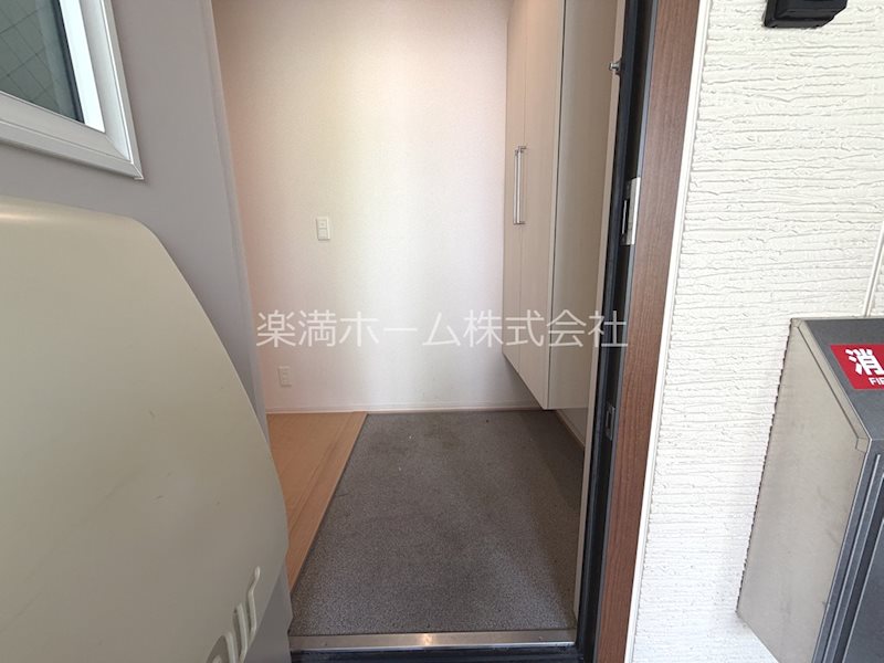 QUATRE FEUILLES向日町 玄関
