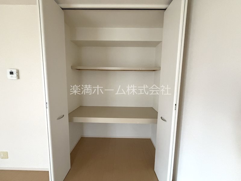 QUATRE FEUILLES向日町 収納