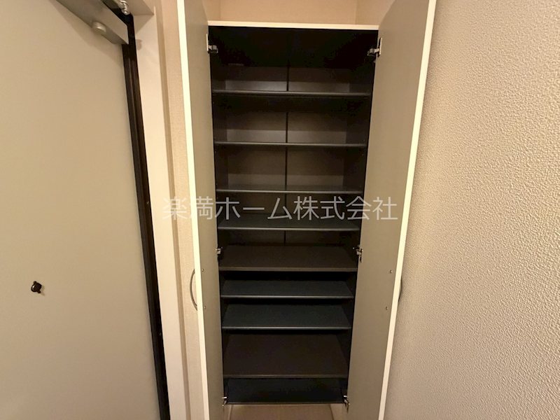 イーリス 収納