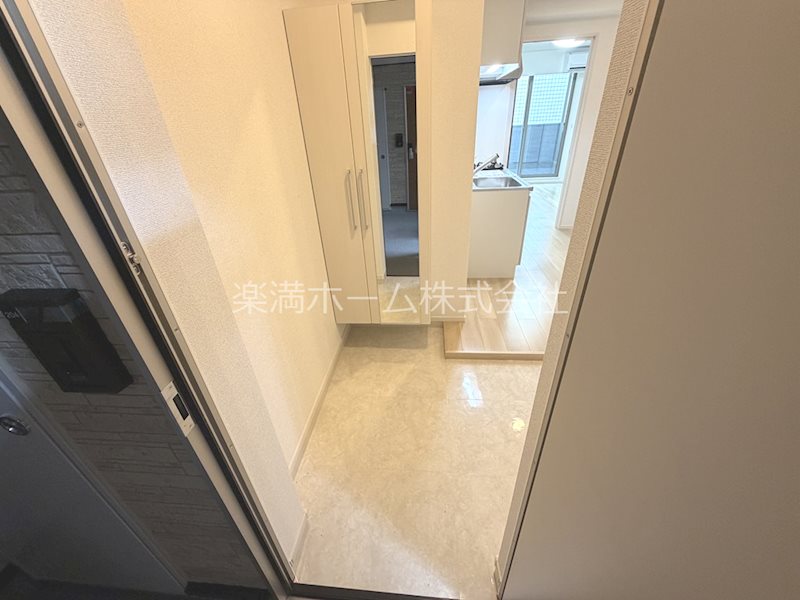 ヒカルサ京都大宮中林Ⅱ 玄関