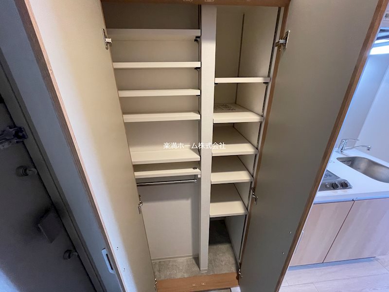 エステムコート京都西院 収納