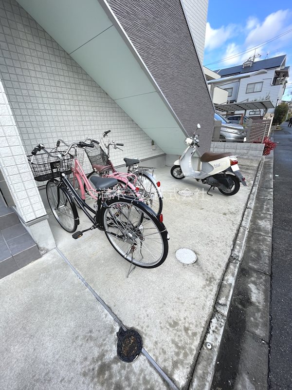 アルトラヴィーユ京都 駐車場
