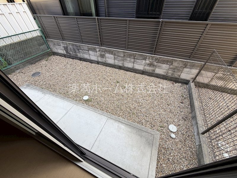 QUATRE FEUILLES向日町 ベランダ
