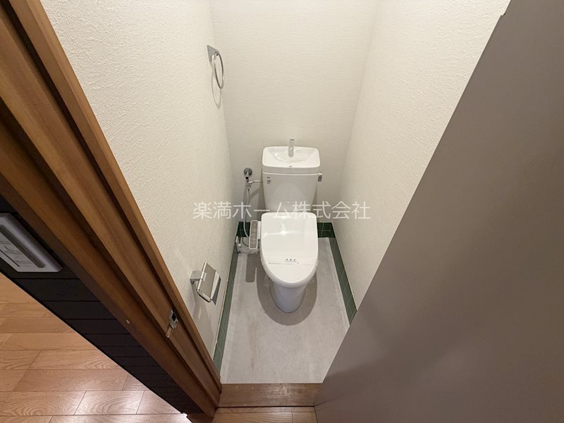 京都市北区小山下初音町貸家 トイレ