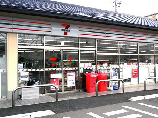 京都市北区小山下初音町貸家 コンビニ