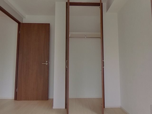 山洪ビル その他