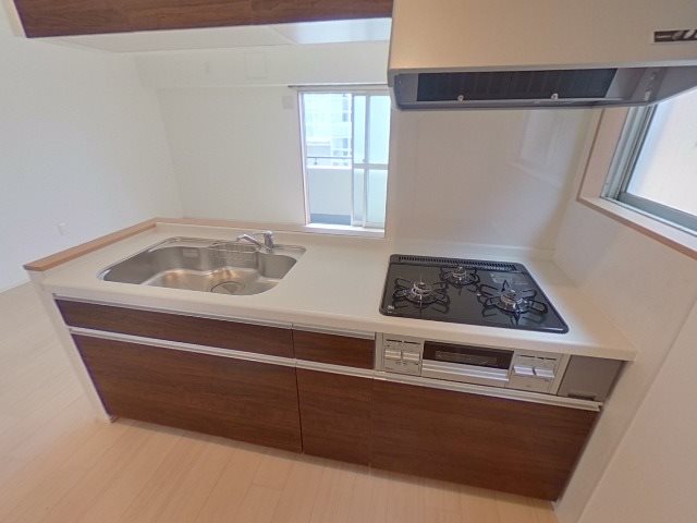 山洪ビル キッチン