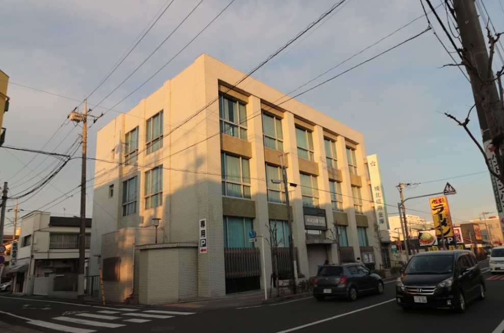 コーポ第二フクジュ 銀行